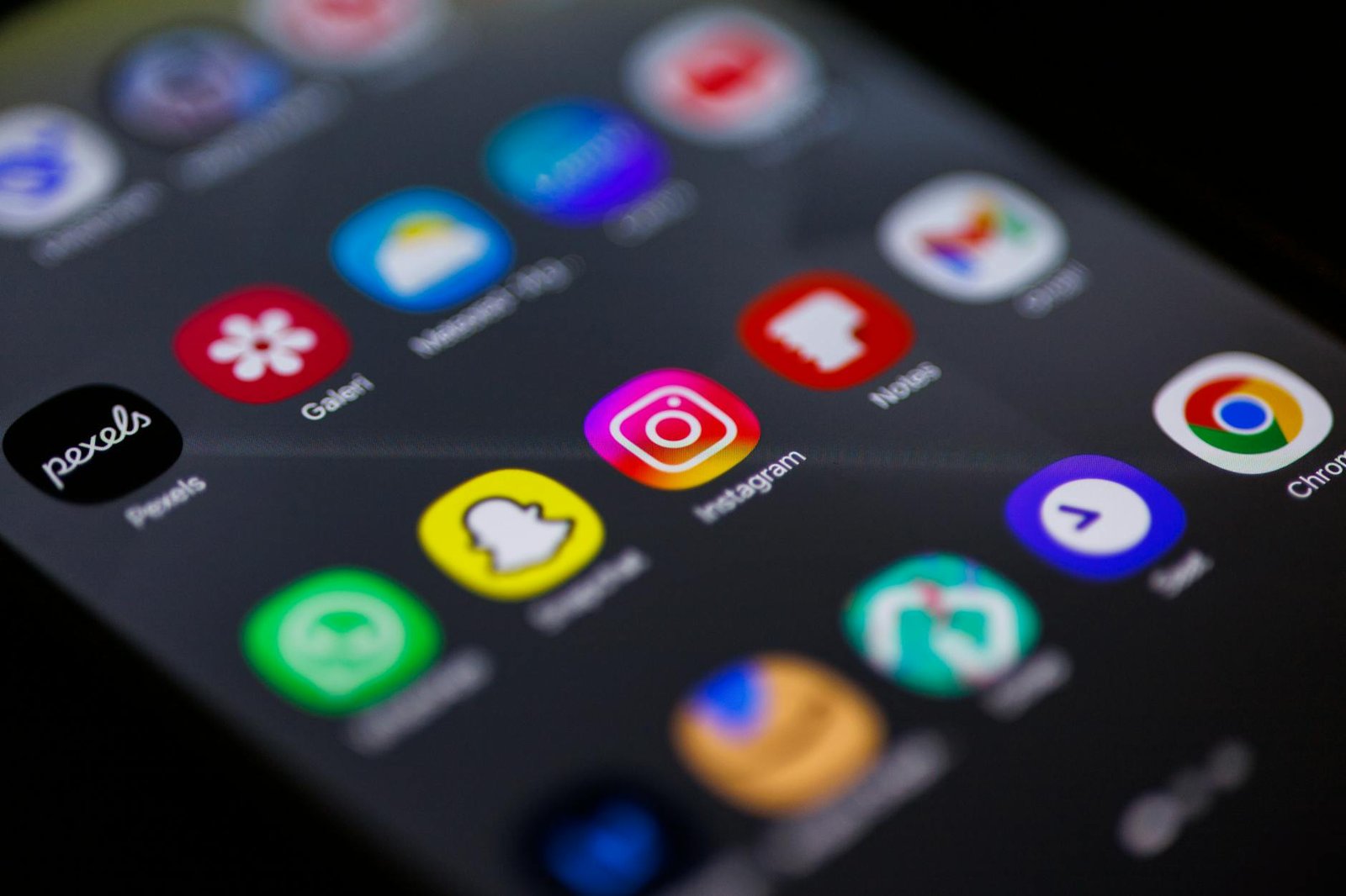 Instagram de Sucesso: O Guia Completo para Criar Conteúdo e Crescer Organicamente Rápido