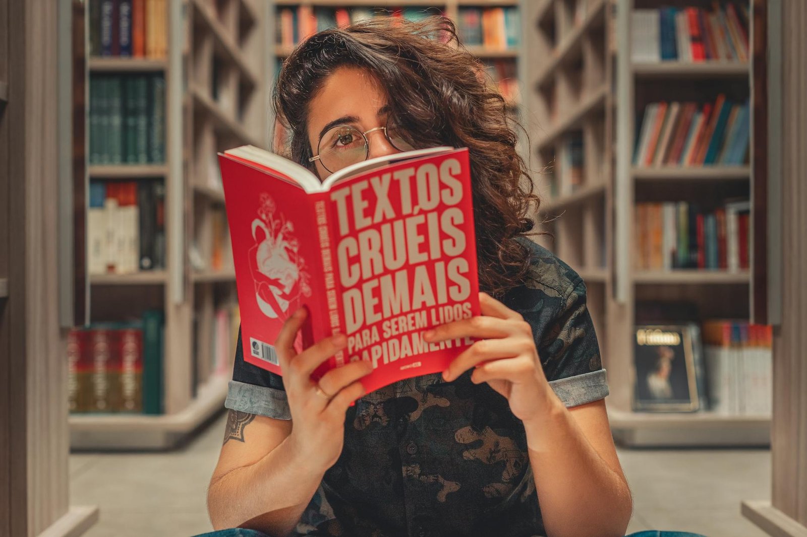 Domine a Leitura: O Guia Completo para Criar o Hábito e Ler Mais Livros em Menos Tempo