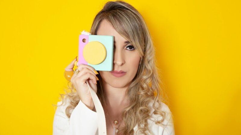 Como Criar uma Marca Pessoal Forte nas Redes Sociais Hoje: Guia Definitivo para Autoridade e Conversão