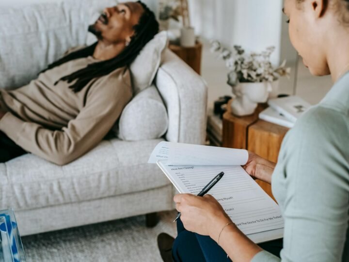 Saúde Mental no Home Office: 10 Dicas Práticas Essenciais para o Seu Bem-Estar
