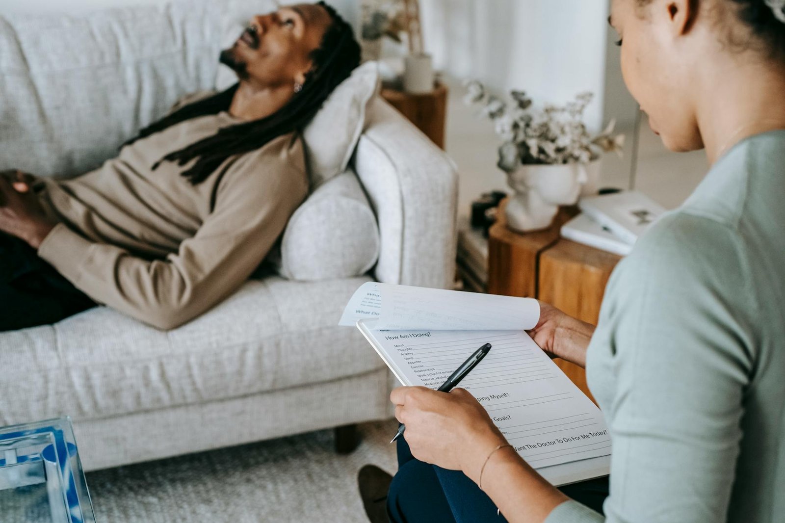 Saúde Mental no Home Office: 10 Dicas Práticas Essenciais para o Seu Bem-Estar