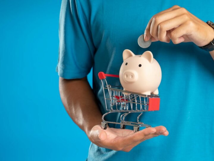 Como Economizar Dinheiro no Fim do Mês: Guia Definitivo para Otimizar Gastos Correntes