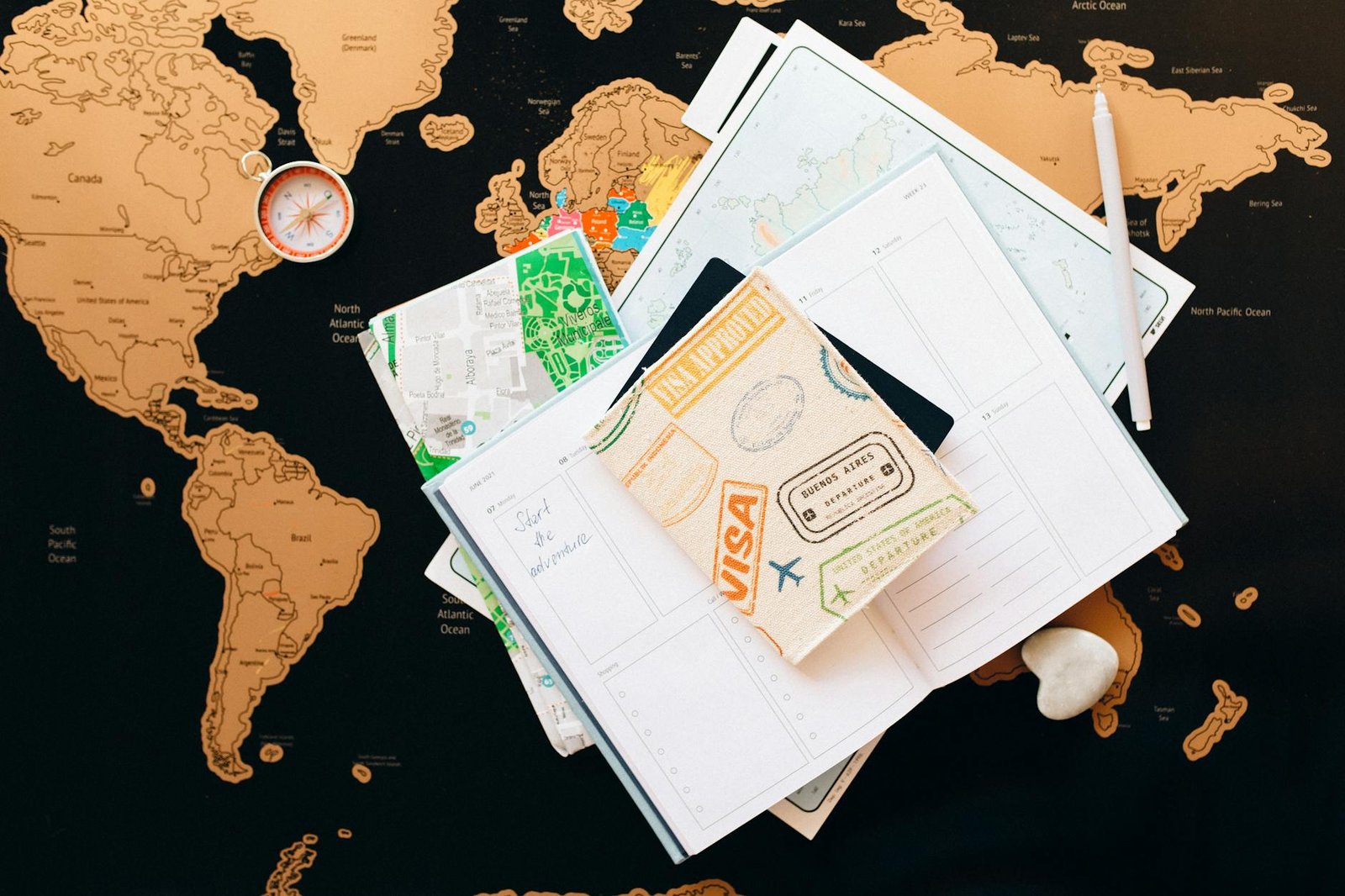 Como Planejar Sua Primeira Viagem Internacional: Guia Completo para Iniciantes Sem Erros