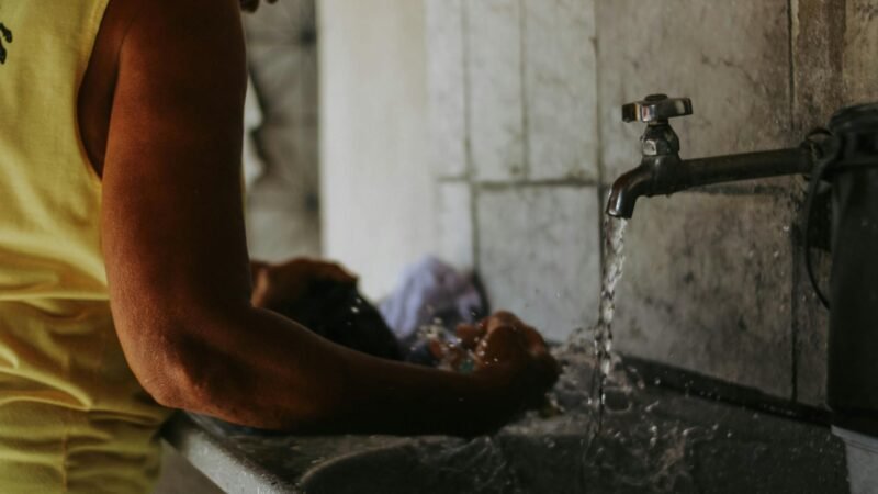Economize de Verdade: Dicas Simples e Eficazes para Reduzir a Conta de Água em Casa