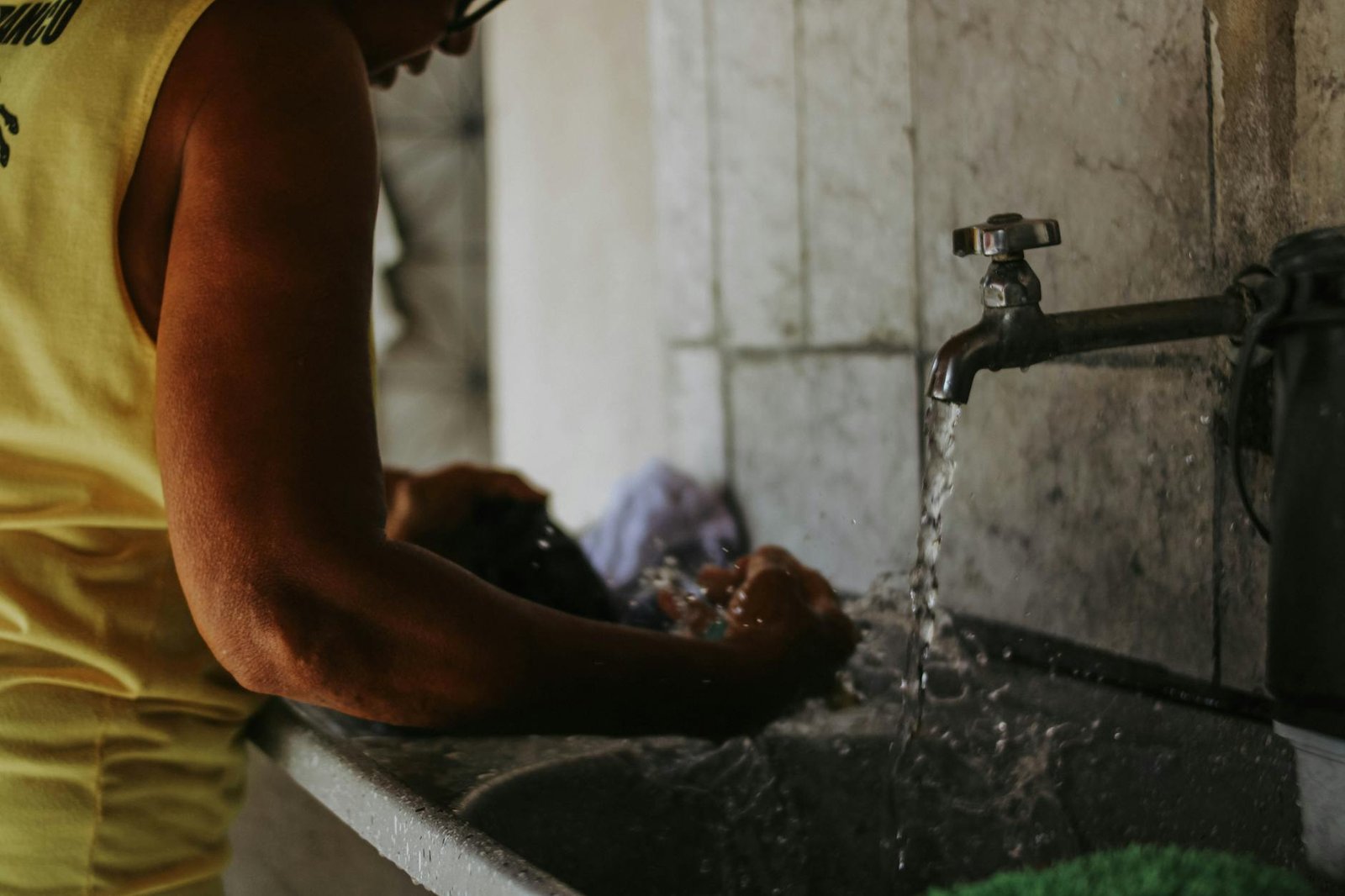 Economize de Verdade: Dicas Simples e Eficazes para Reduzir a Conta de Água em Casa