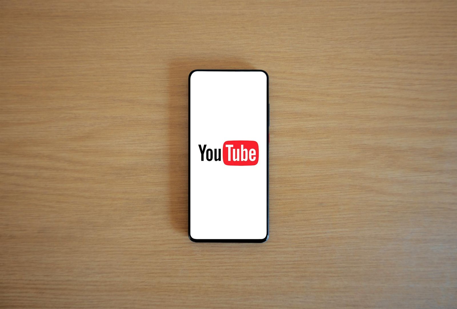 Desvende o YouTube: Como Divulgar Seu Negócio Gratuitamente e Multiplicar Sua Audiência