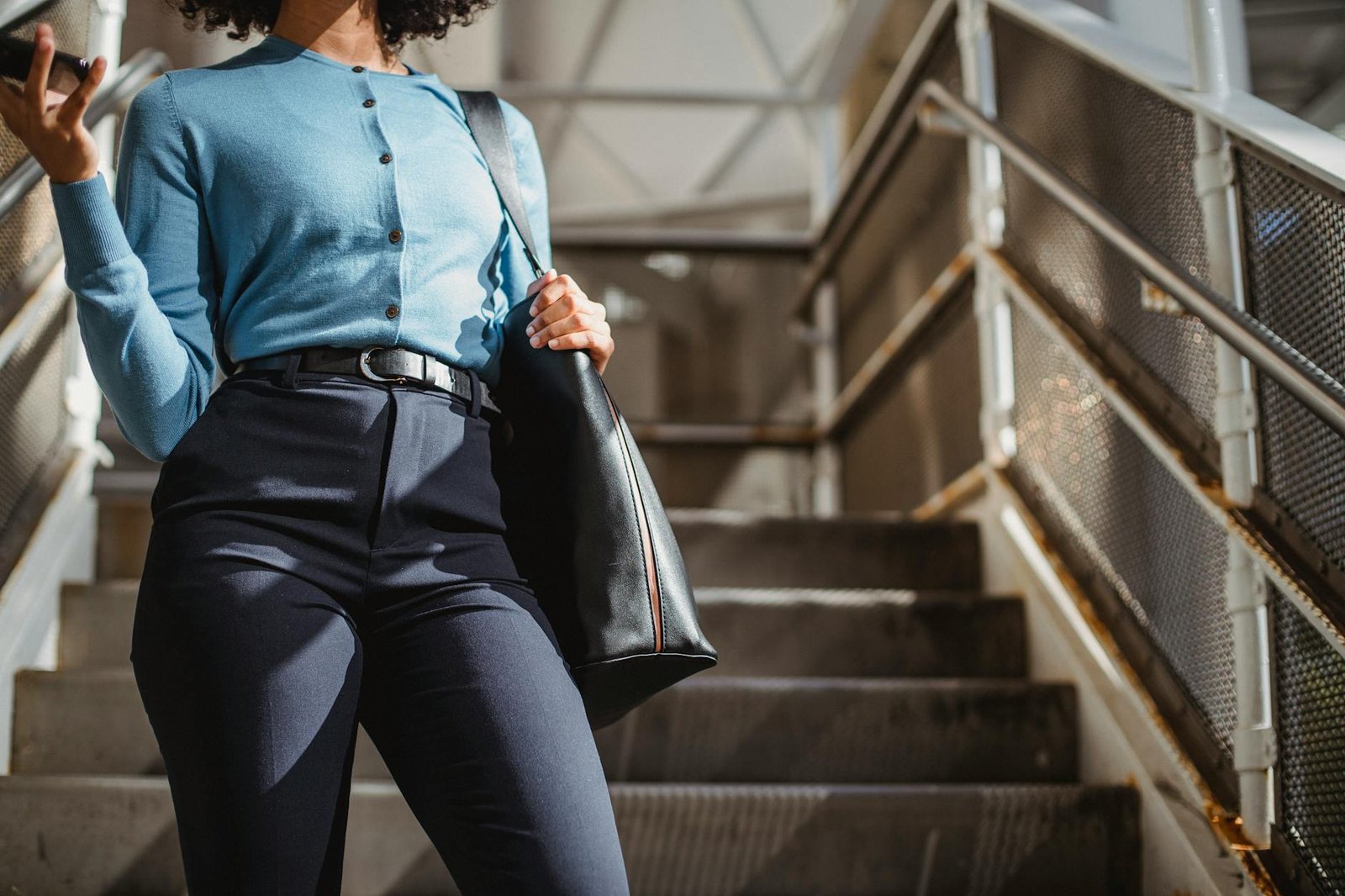 Guia Definitivo: Como Vestir-se com Elegância e Profissionalismo no Trabalho