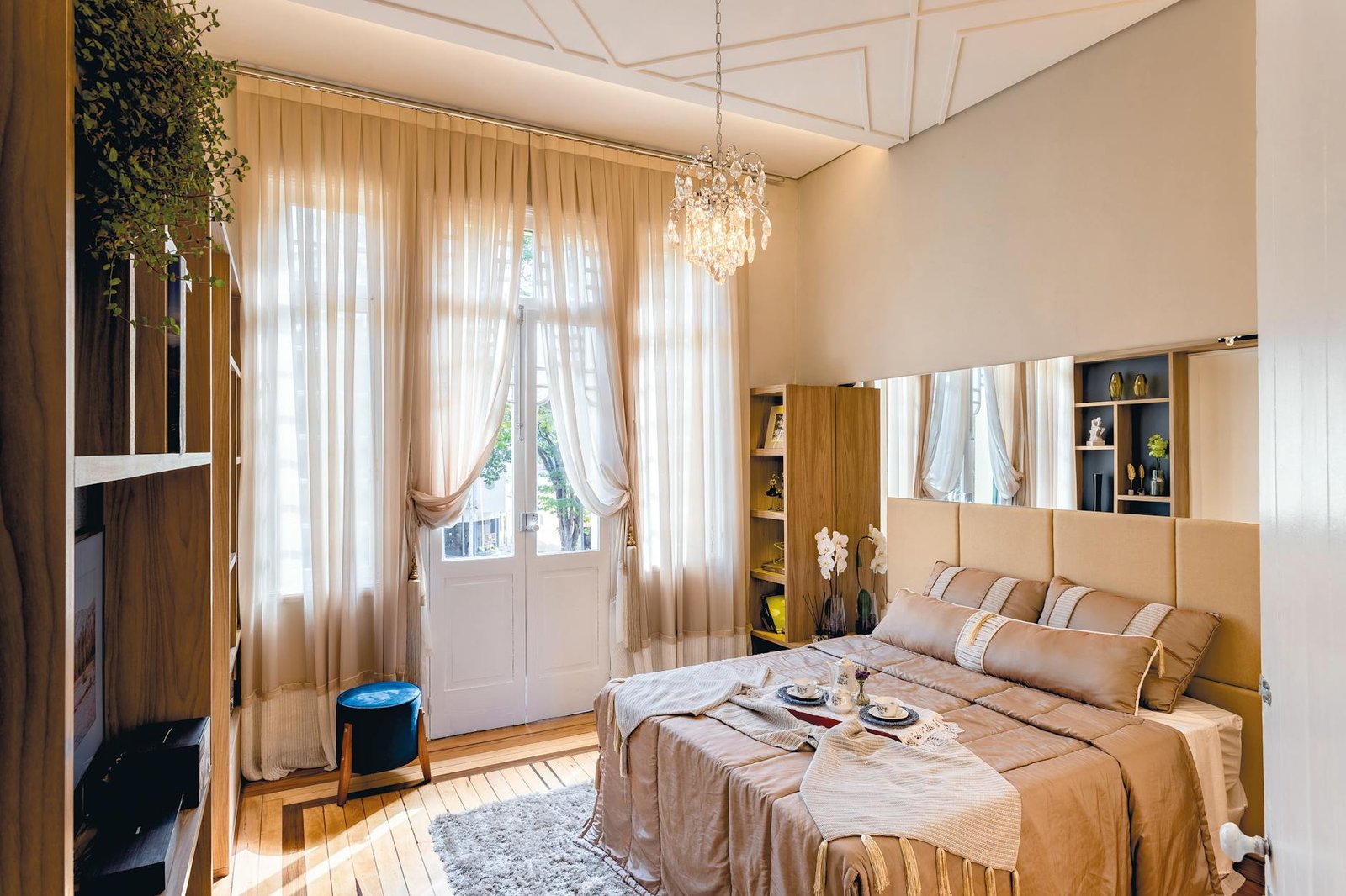 Refúgio do Amor: Dicas Essenciais para um Quarto de Casal Moderno e Aconchegante