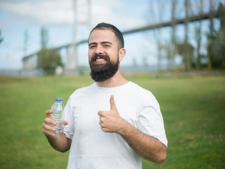 Hidratação Perfeita: Desvende a Quantidade Ideal de Água Diária para Sua Saúde e Bem-Estar