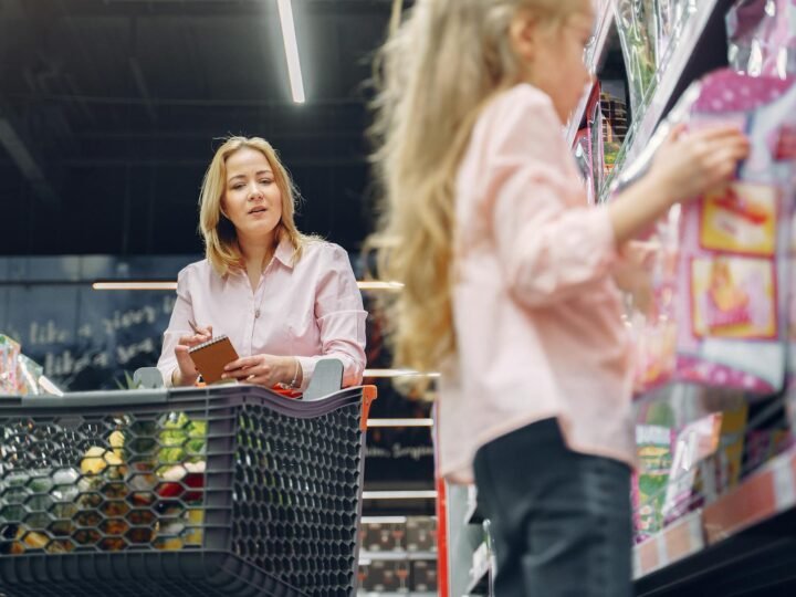 Revolução no Consumo: Como a IA Modela o Comportamento e as Decisões do Cliente Moderno
