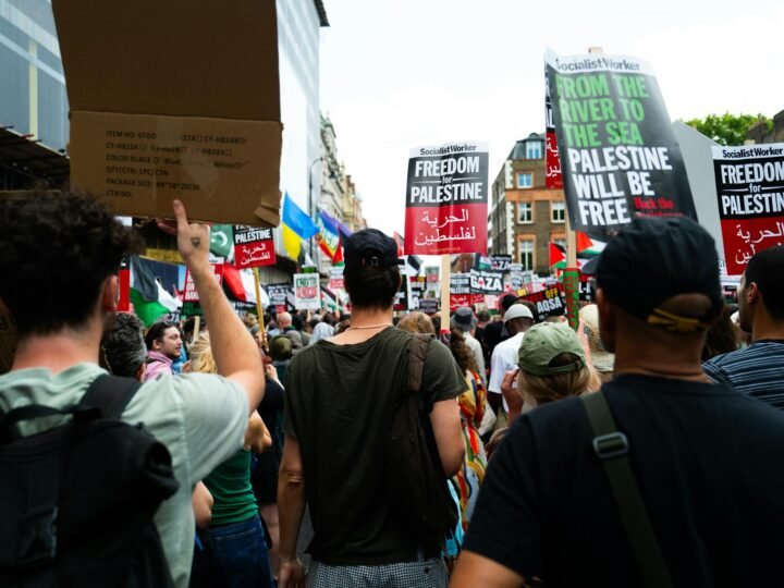 O Poder das Ruas: Como as Manifestações Políticas Moldam as Eleições no Brasil