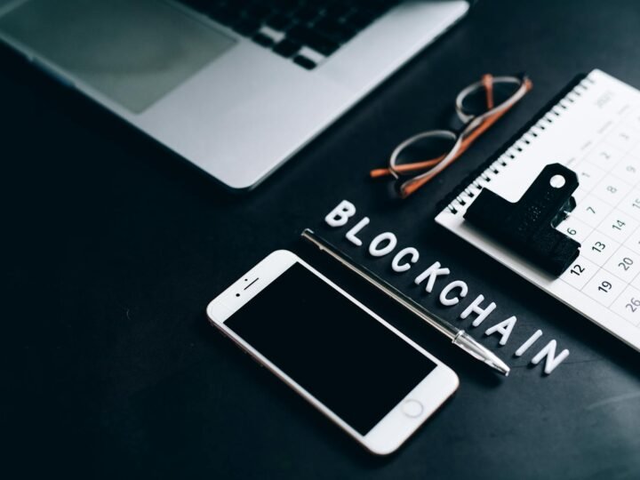 Blockchain Descomplicado: O Guia Essencial para Entender o Que É e Como Funciona de Forma Simples